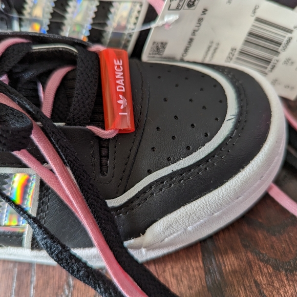 Adidas Forum Plus, "I Love Dance" size 5 NEW - Picture 2 of 6